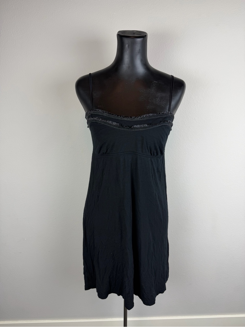 GAP Body Black Slip Dress Nightgown Ruffle Trim Spaghetti Strap Women’s Small